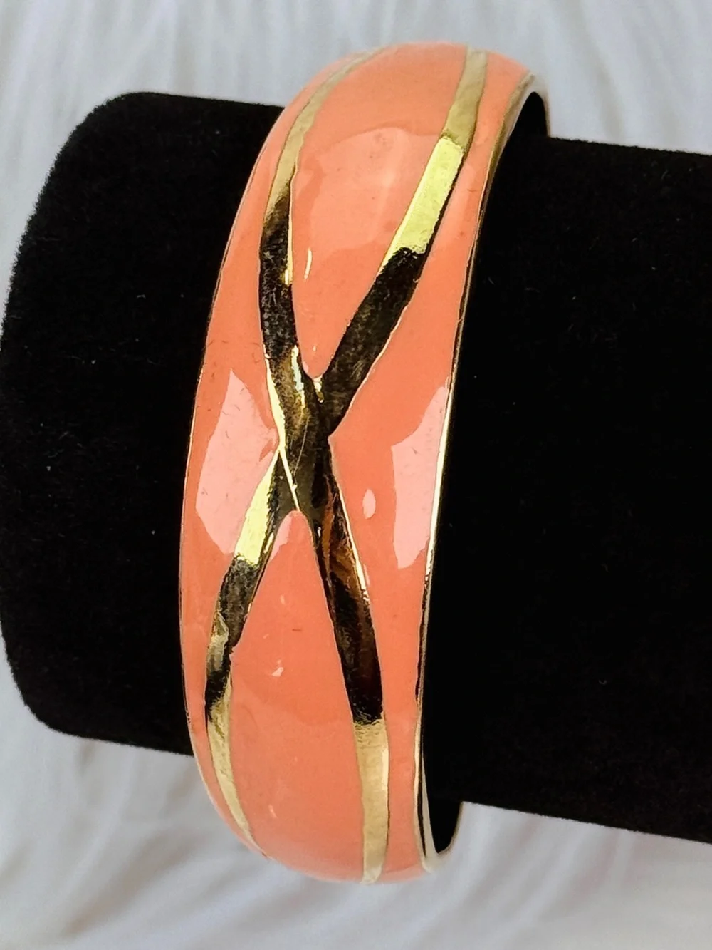 Vibtage Goldtone Coral Cuff Bracelet